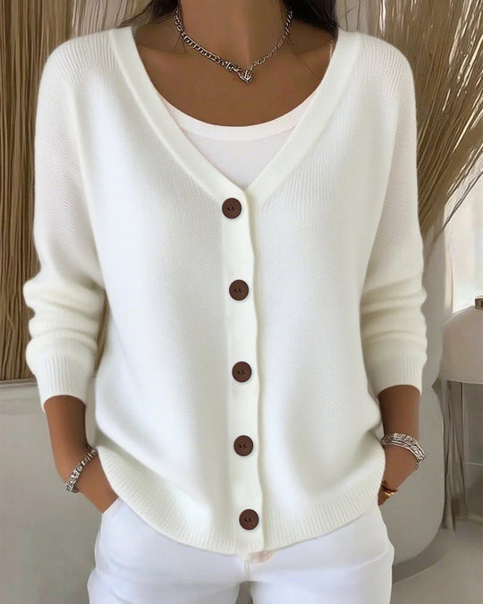 Camélia | Buttoned Knit Cardigan with Structured Silhouette