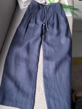Navy Bluee