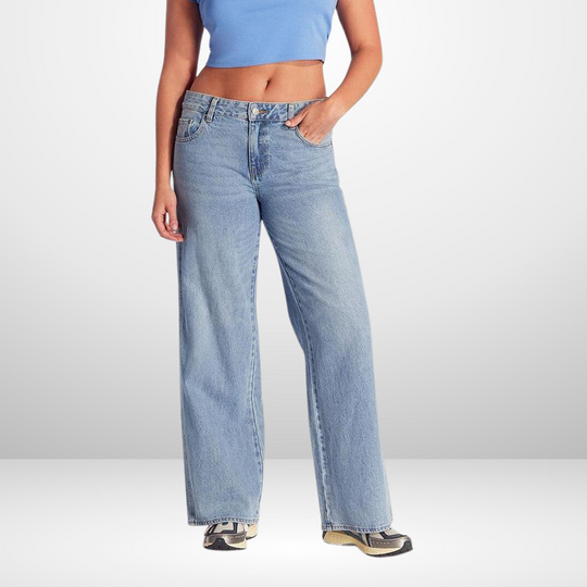 Low-rise baggy jeans for women