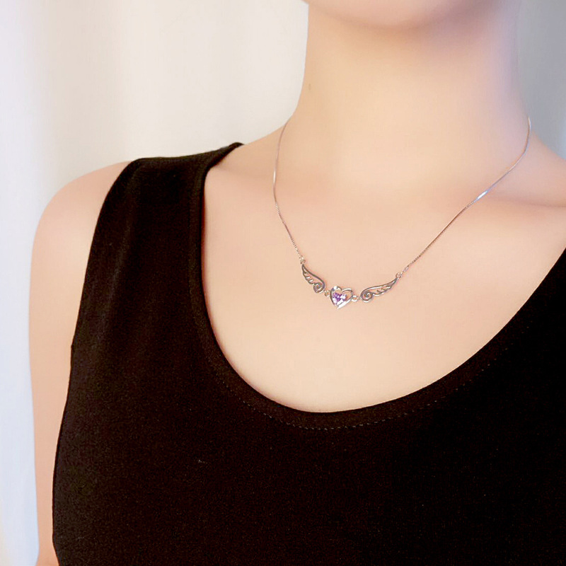 Angélique | Winged Heart Necklace Set with a Sparkling Crystal