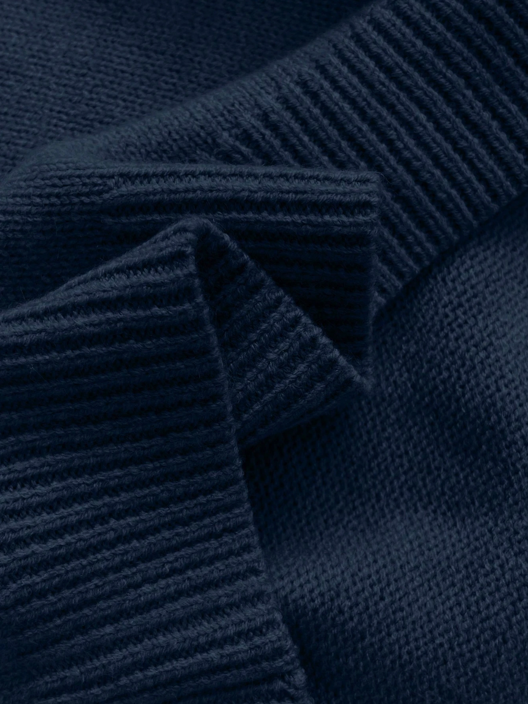 Céline | Chic Knit Sweater with Elegant Lace Collar