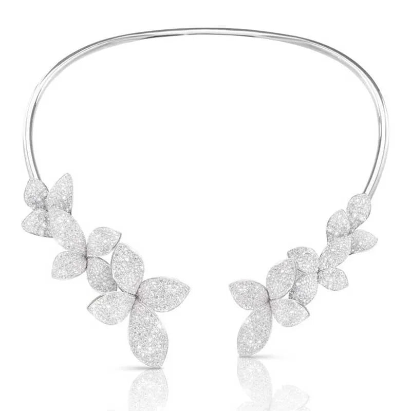 Elegant Crystal Flower Necklace