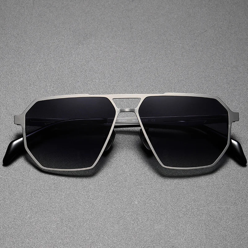 Konrad™ | Lunettes de soleil Titan Precision