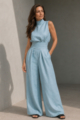 Light Bluee